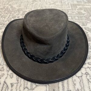 Barmah Australia Hat~dark gray Leather Felt w/Braid medium